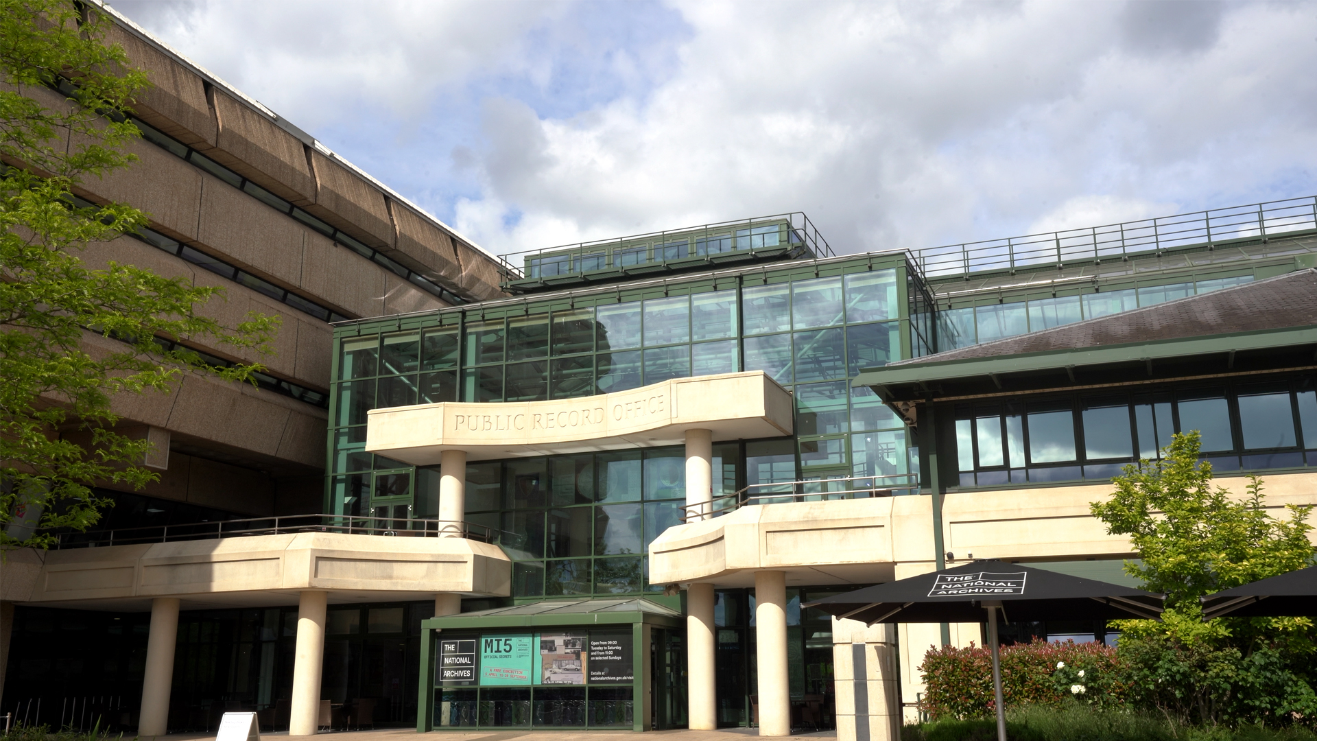 National Archives Building Uk
